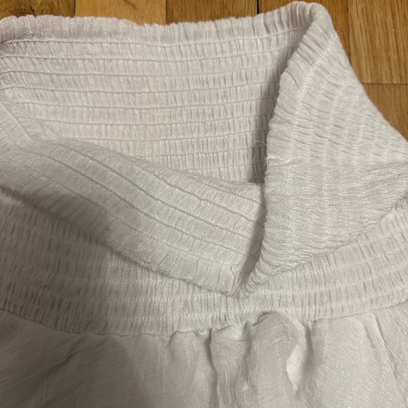 Shein Women’s Fluffy White Skater Cloth Mini Skirt - Picture 5 of 5